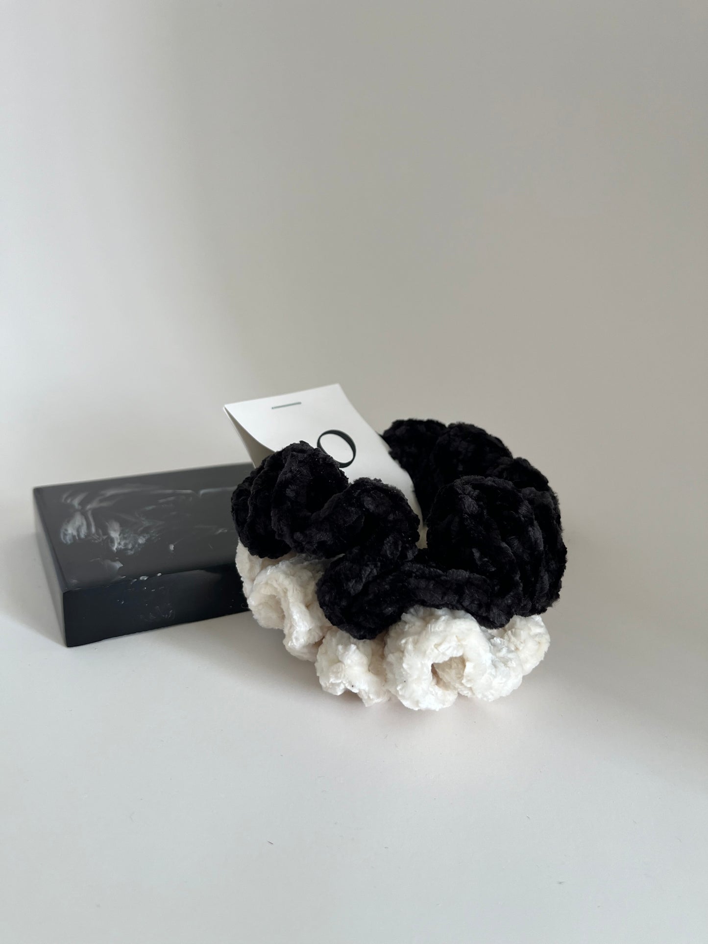 Velvet Scrunchies Black & Cream - 2 piece