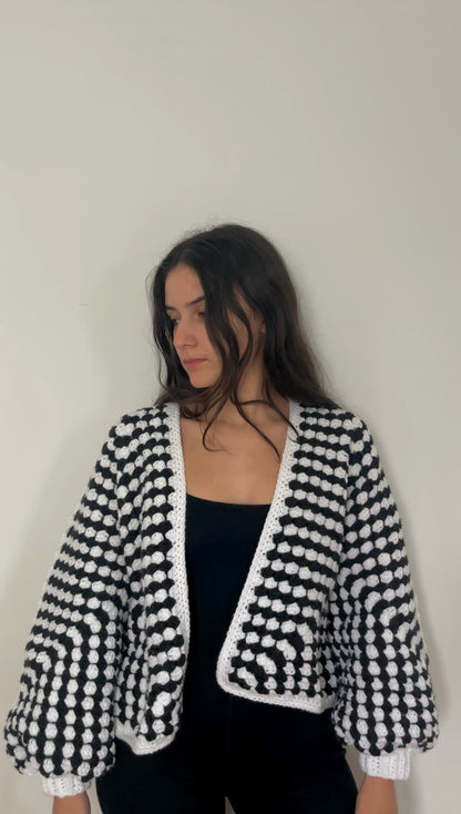 XS Cardigan - black & white